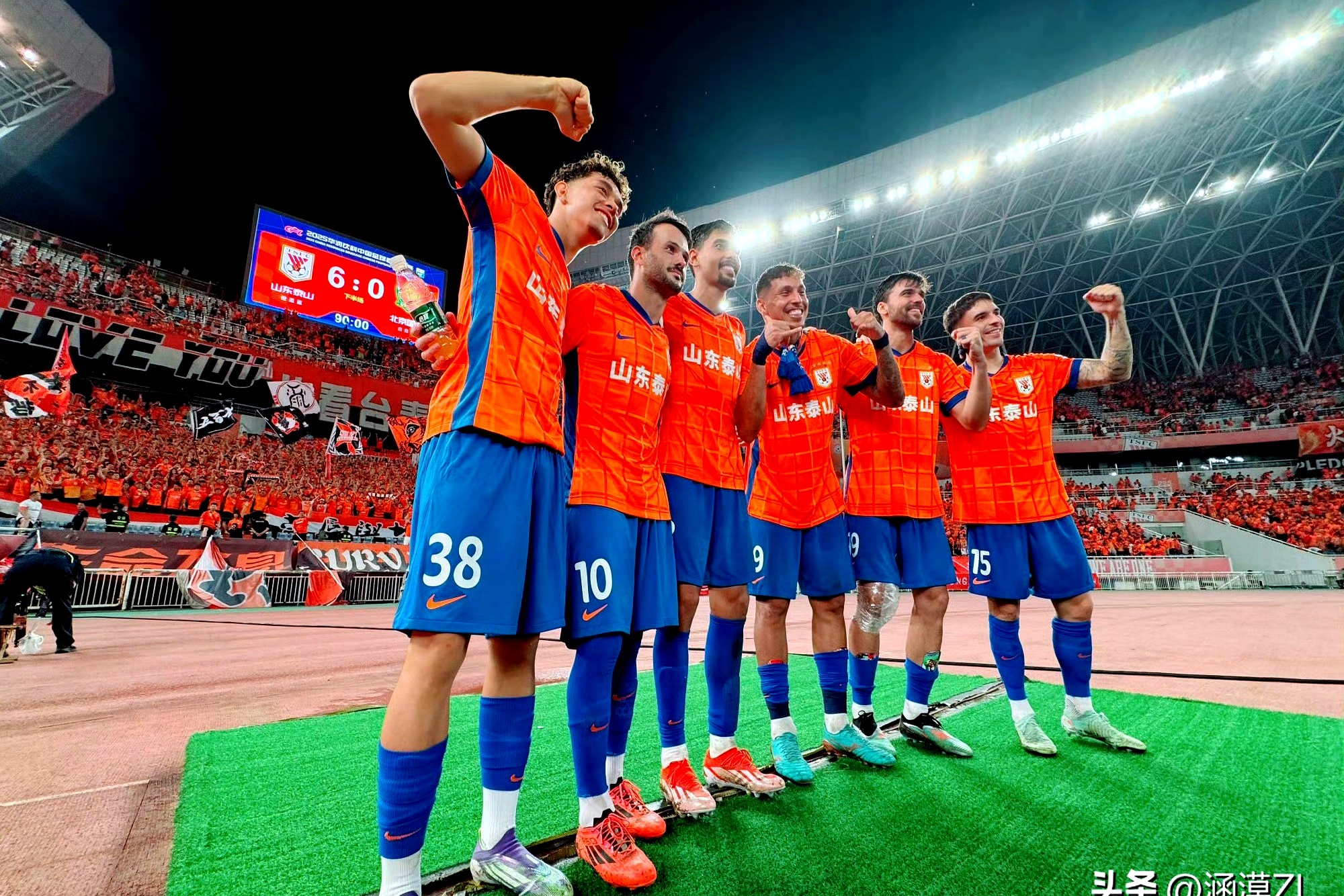 熊猫tv-鲁能球迷跳槽泰达，支持豪门连胜(鲁能球迷跳槽泰达,支持豪门连胜吗)